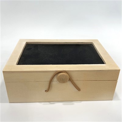 Caixa de economia de madeira com quadro -negro